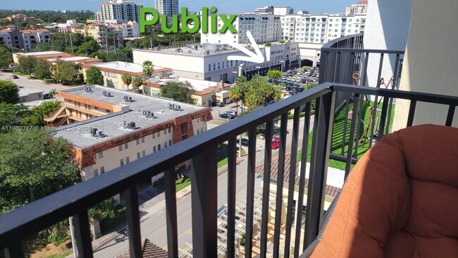 Building Photo - 1627 SW 37th Ave