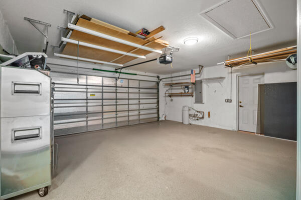 Building Photo - 5777 NW Eskimo Cir