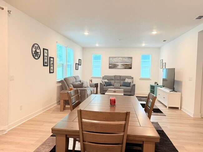 Building Photo - New Construction 5 Bedroom Home With In Law Suite In Fernandina Beach