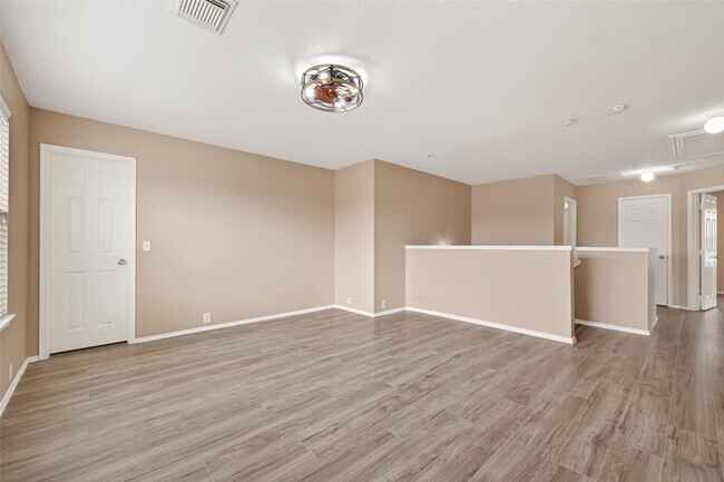 Building Photo - 15007 Sugar Sands Dr