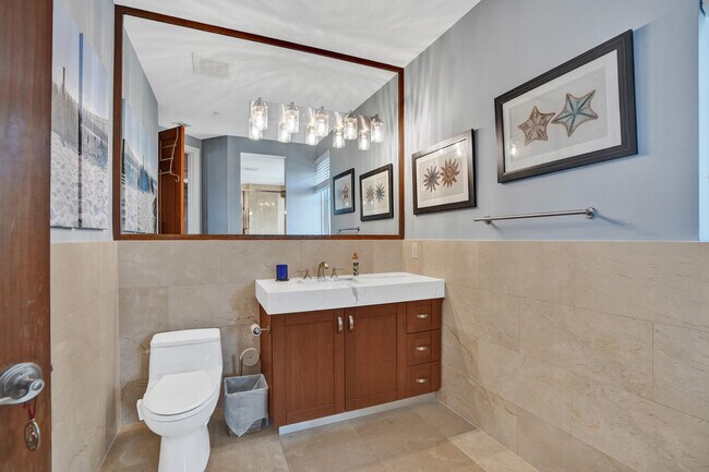 Building Photo - 516 Hendricks Isle