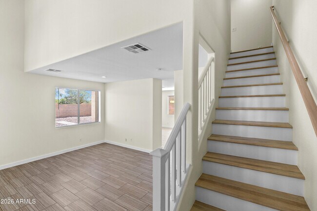 Building Photo - 14369 W Lexington Ave