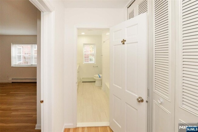 Building Photo - 20-30-30 Ridge Rd