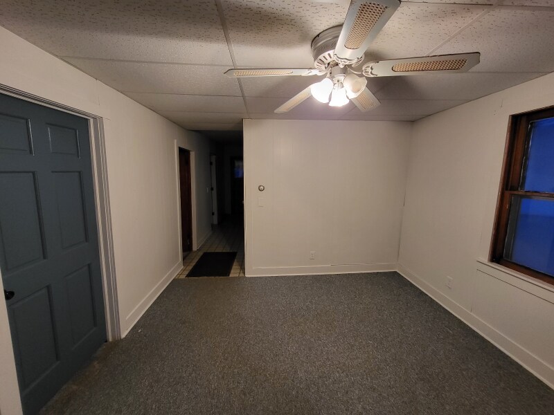 Building Photo - 100 Church St