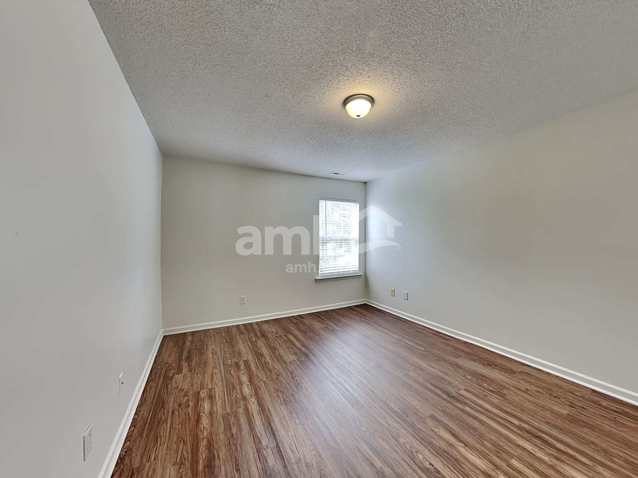 Building Photo - 3100 Marcony Way