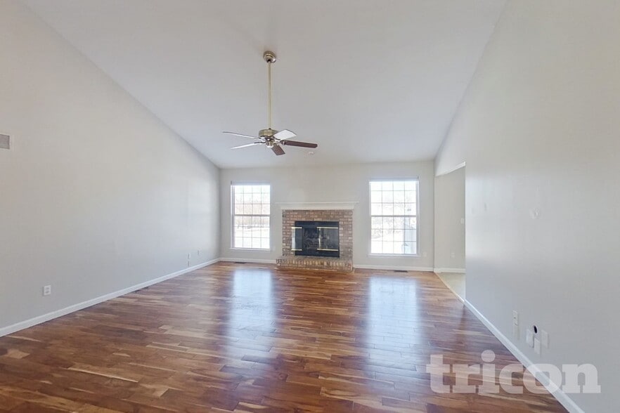 Building Photo - 3422 Clearfield Ln