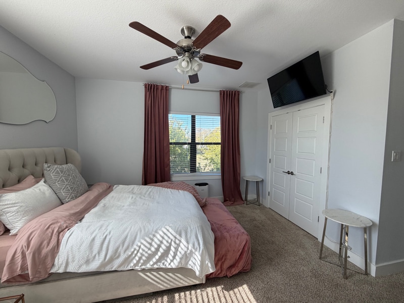 Building Photo - 1501 Lorraine Loop