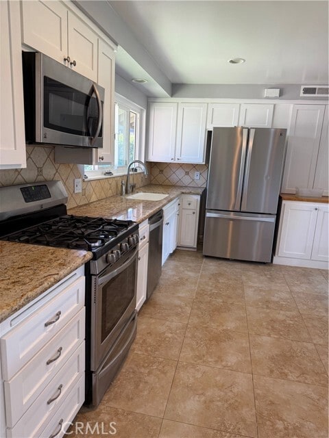 Building Photo - 4561 Mimosa Dr