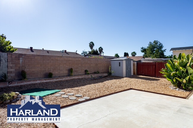 Building Photo - 8547 Aquarius Dr