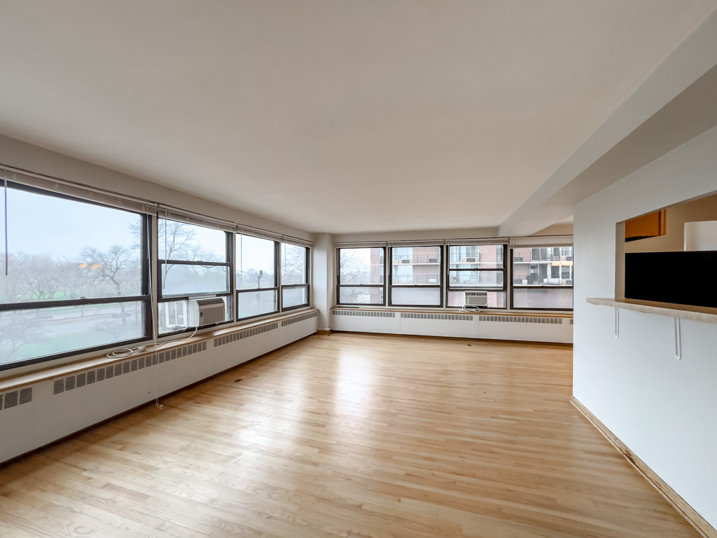 Building Photo - 4180 N Marine Dr