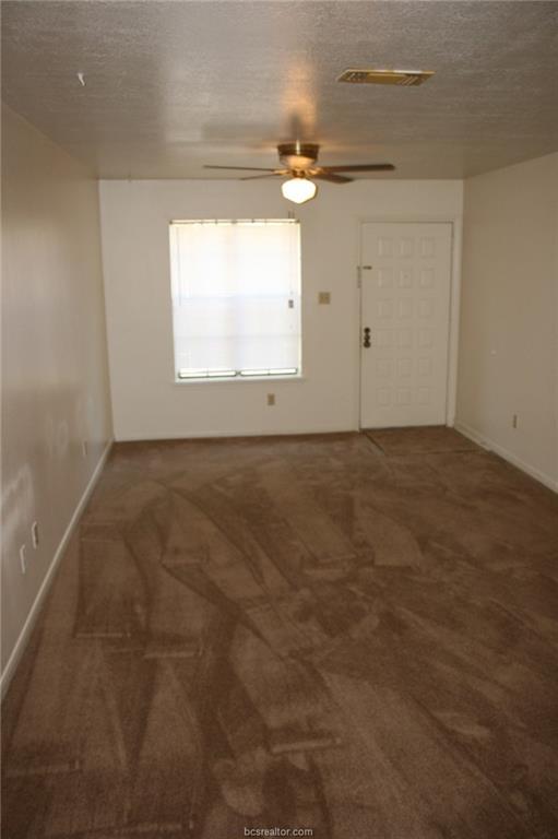 Building Photo - 1805 Woodsman Dr