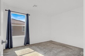 Building Photo - 1126 E Dorrell Ln