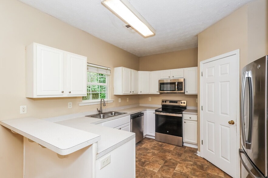 Building Photo - 252 Prescott Ct