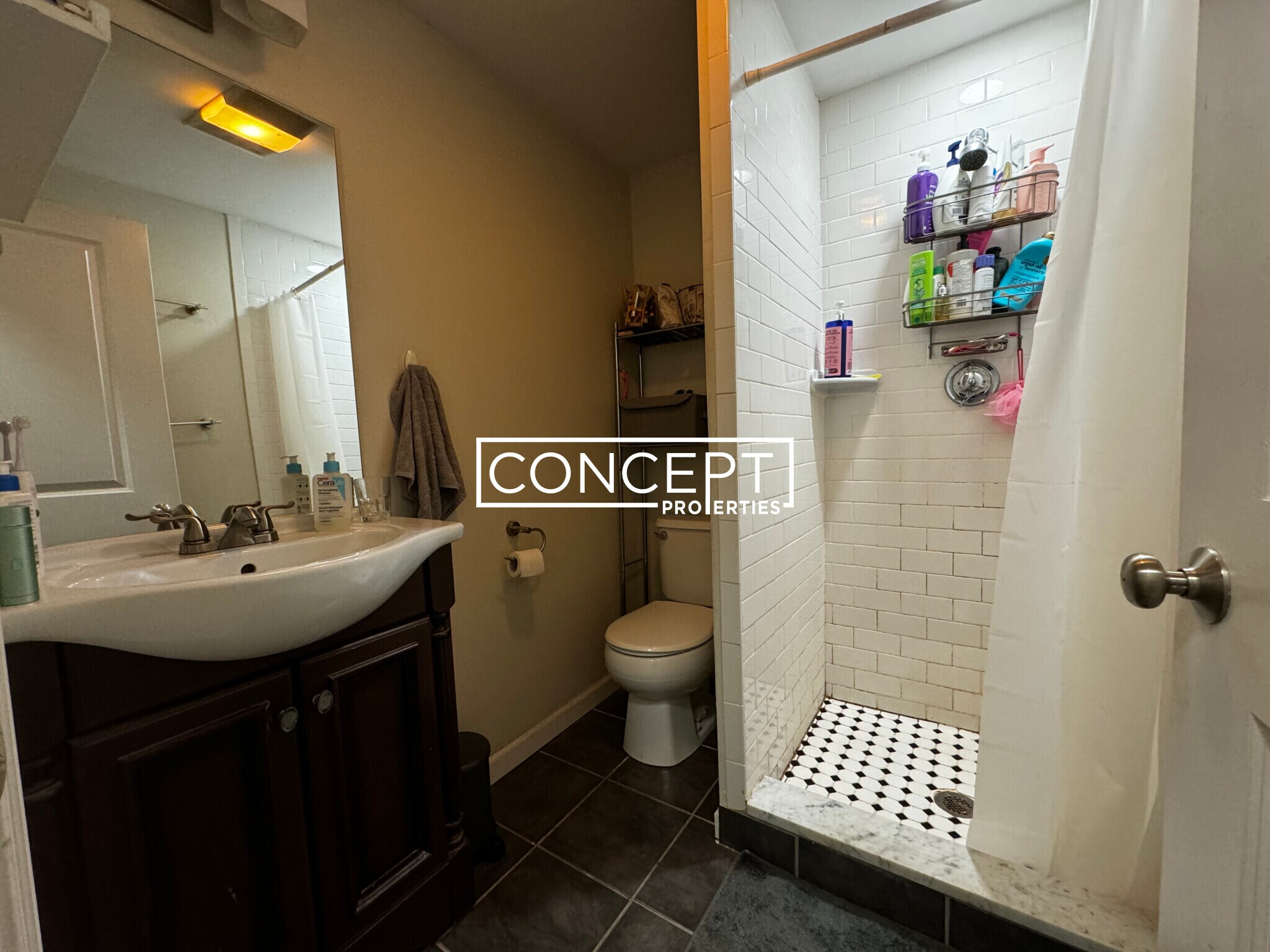 Building Photo - 14 Parker Hill Ave