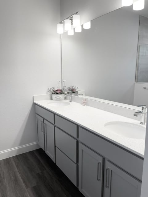 Building Photo - 43 Ballard Ln