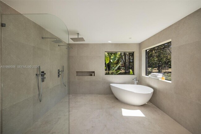 Building Photo - 8800 SW 118th St