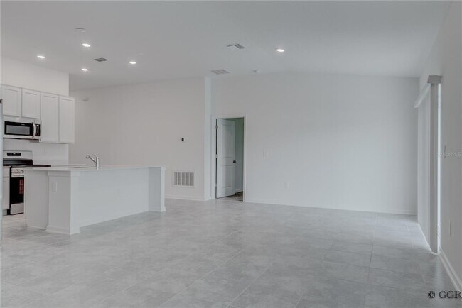 Building Photo - 4986 Worchester Dr