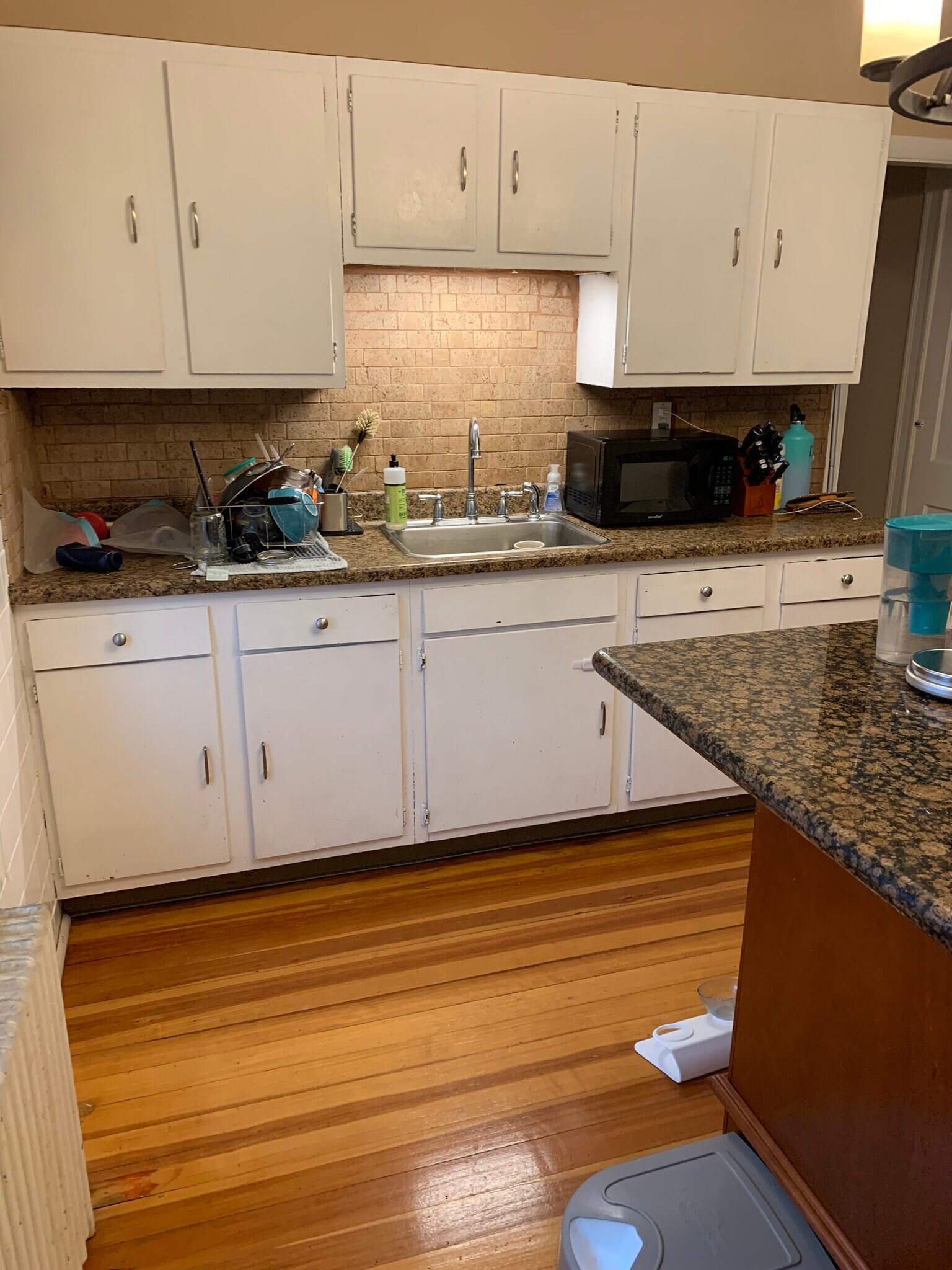 Building Photo - 28 Gilmore St