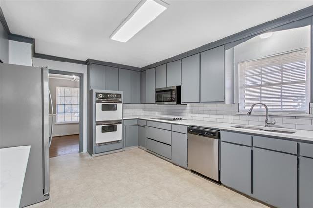 Building Photo - 9306 Forest Hills Blvd