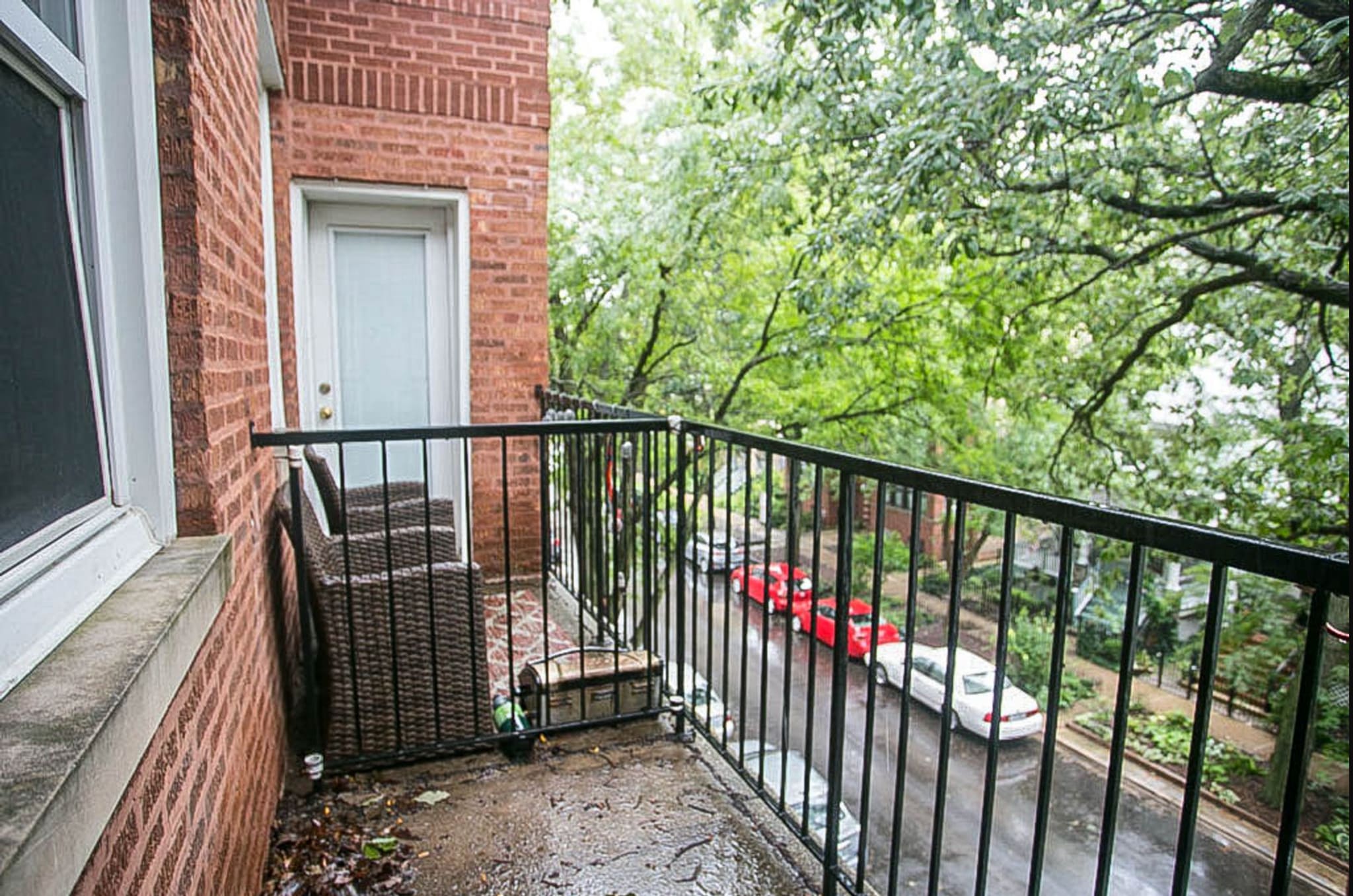 Building Photo - 2512 W Leland Ave