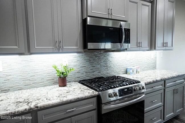 Building Photo - 110 Belden Trl