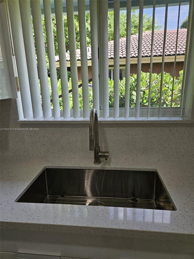 Building Photo - 20137 SW 88th Ct