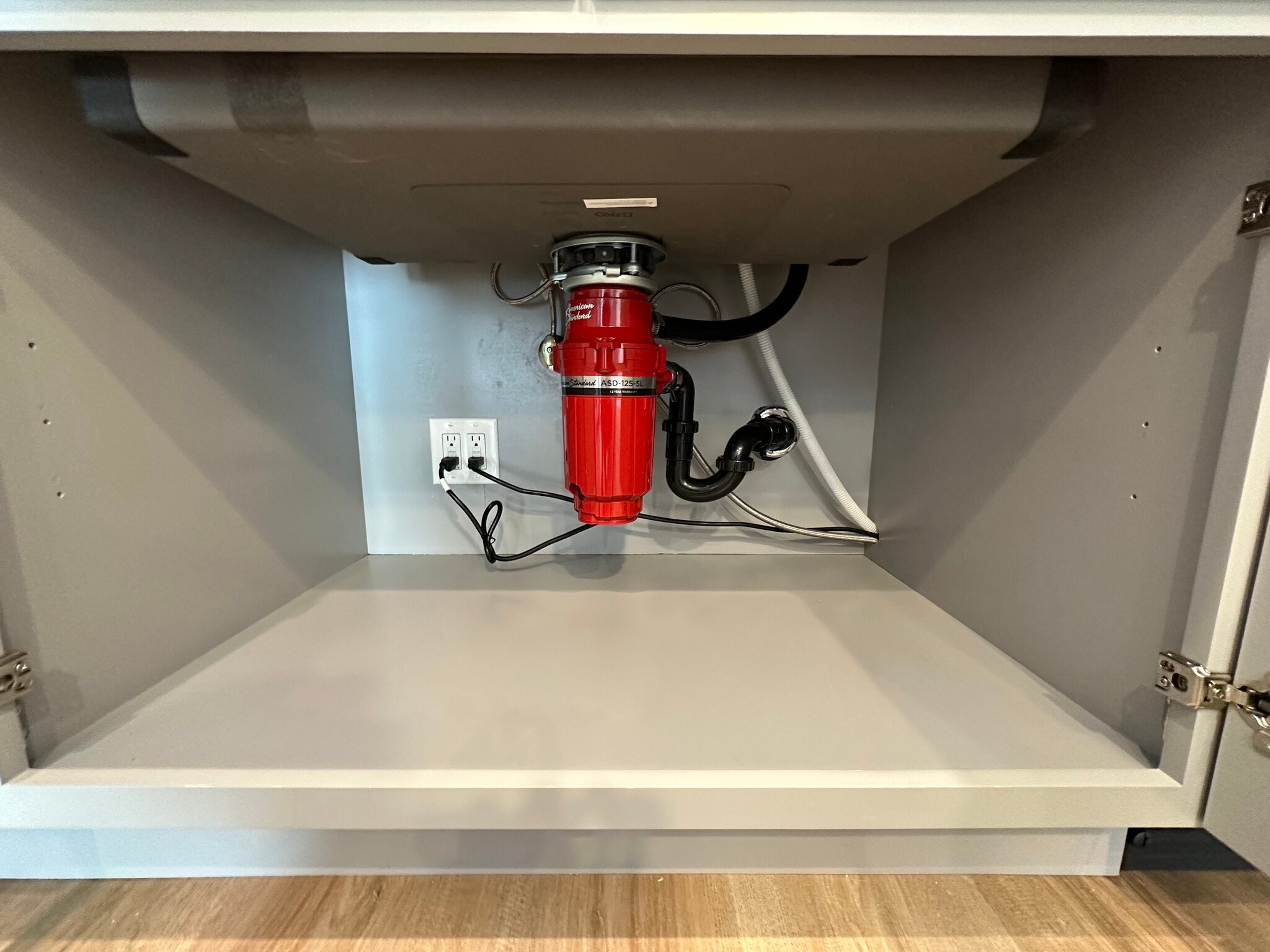 Building Photo - 8436 Oakdale Ave