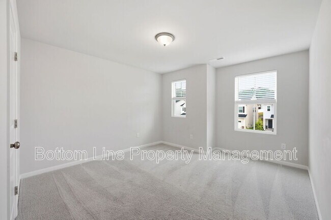 Building Photo - 517 Hanover Shr Ln
