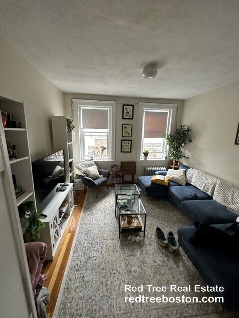 Building Photo - 15 Egremont Rd