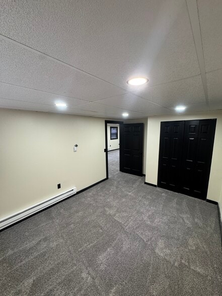 Building Photo - 1548 Island Ave