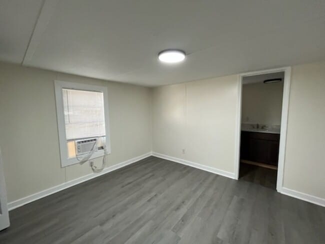 Building Photo - 678 Denton Blvd NW