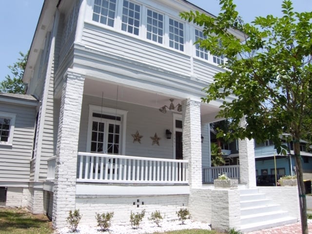 Primary Photo - 2401 Habersham St