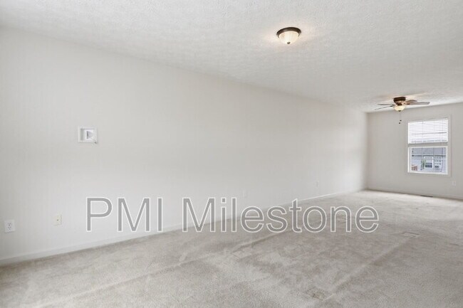Building Photo - 75 Foal Ln