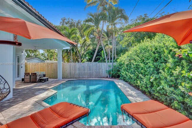 Building Photo - 1207 SW 21st St