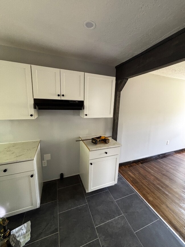 Building Photo - 229 13th St S