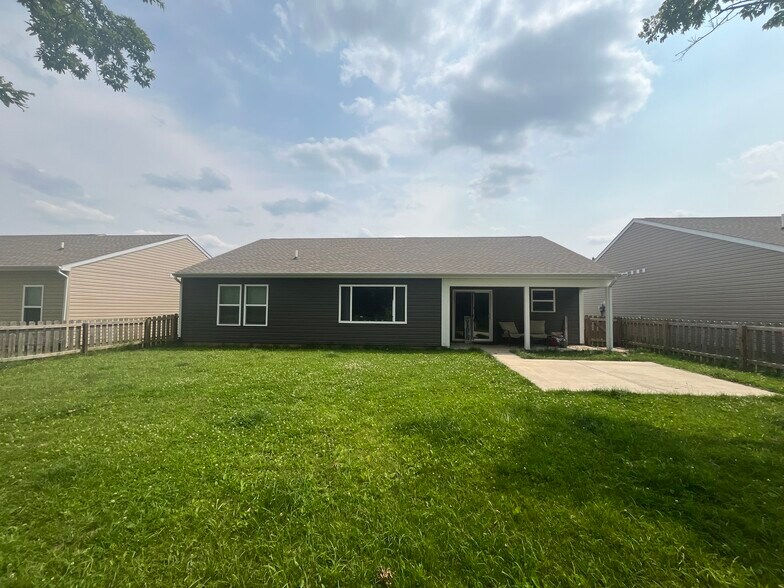 Building Photo - 3380 Marlton Ct