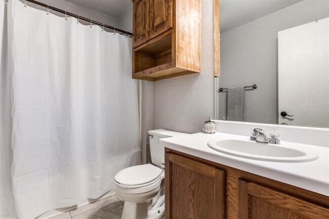 Building Photo - 3616 Sand Dunes Ave