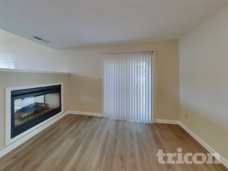 Building Photo - 6674 Largo Ln