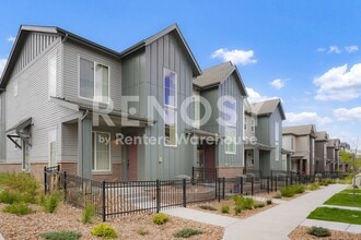 Building Photo - 421 Millwall Cir