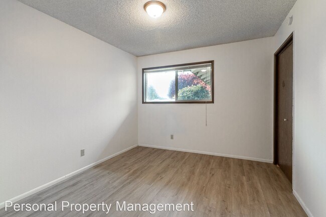 Building Photo - 3 br, 1 bath House - 515 Woodside Terrace