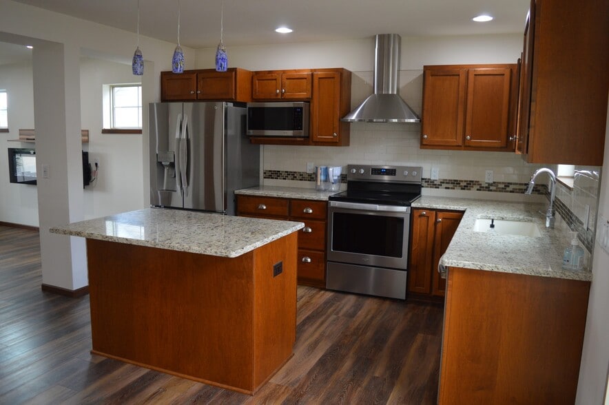 Building Photo - 9314 Highland Gate Way