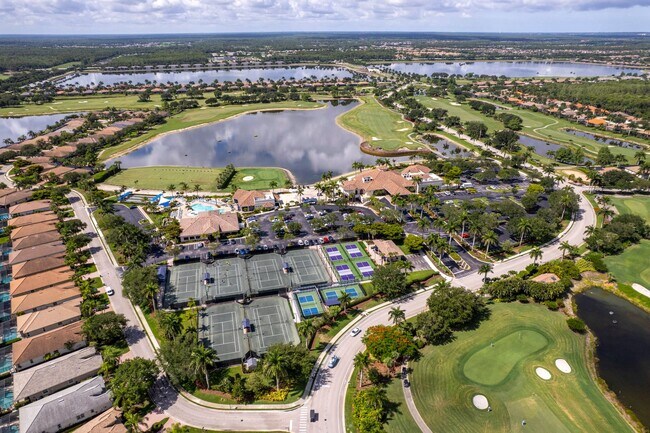 Building Photo - ** HERITAGE BAY ** 2 BED / 2 BATH - CONDO - GOLF MEMBERSHIP - ANNUAL OR SHORT TERM RENTAL