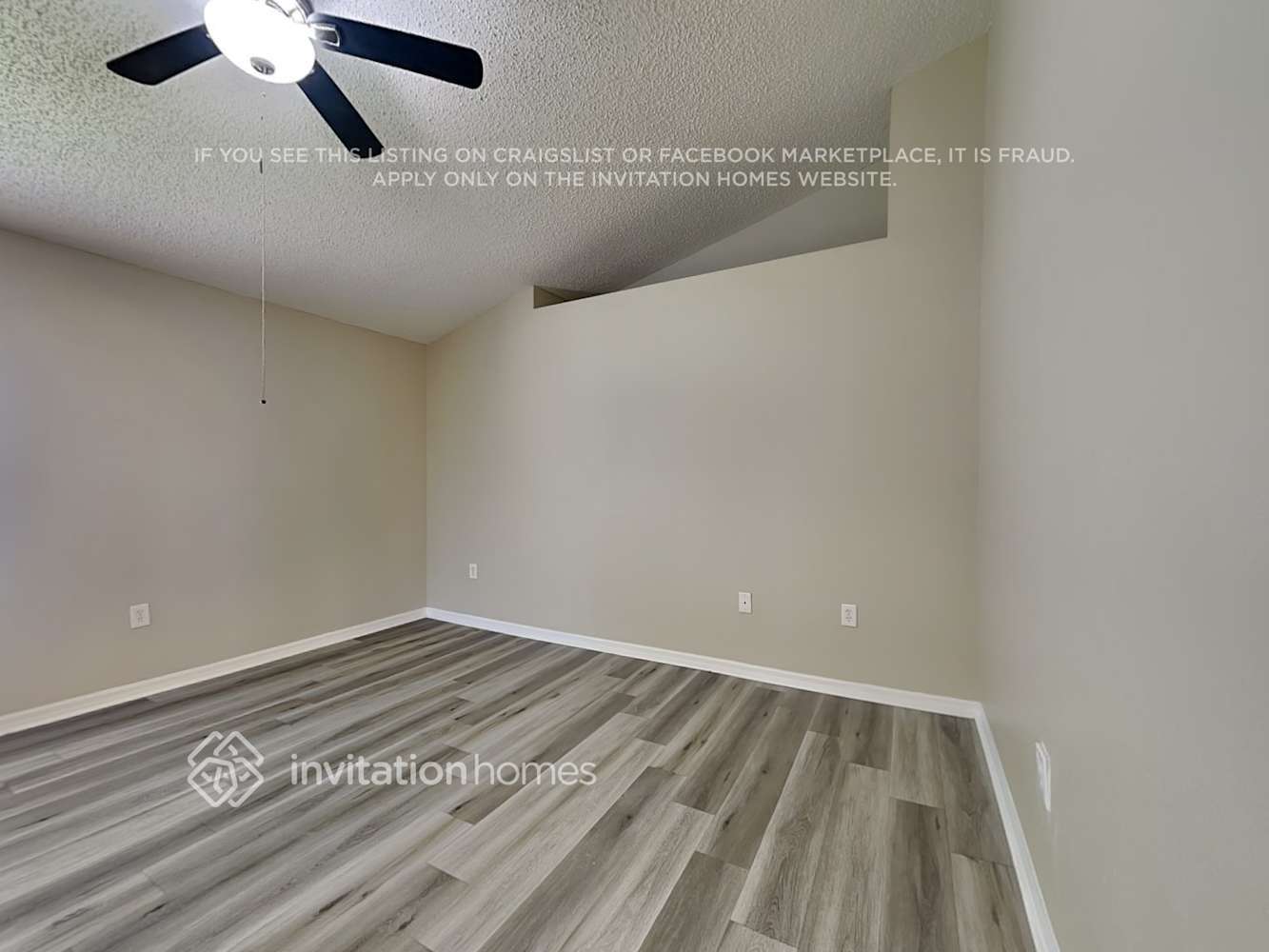 Building Photo - 12636 Lake Vista Dr