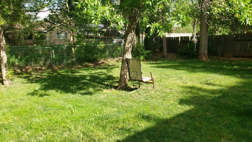 Primary Photo - 1400 Brentwood Dr