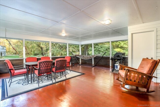 Building Photo - 46 White Birch Rd