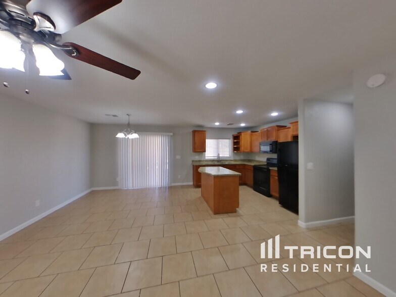Building Photo - 7302 W Heatherbrae Dr