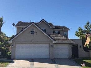 Building Photo - Thousand Oaks Meadow Wood Home. Wood Flooring (No Carpet). Near Lang Ranch Elementary