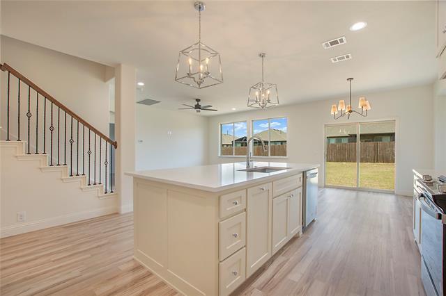 Building Photo - 1144 Goldenrod Dr