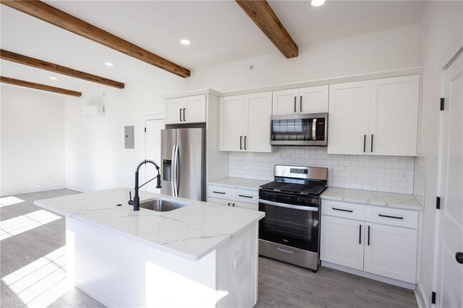 Building Photo - 50 Ashburton St