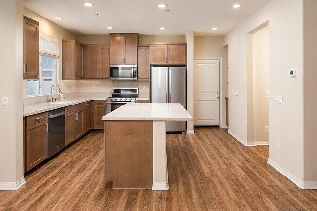 Building Photo - 518 Surfbird Ln